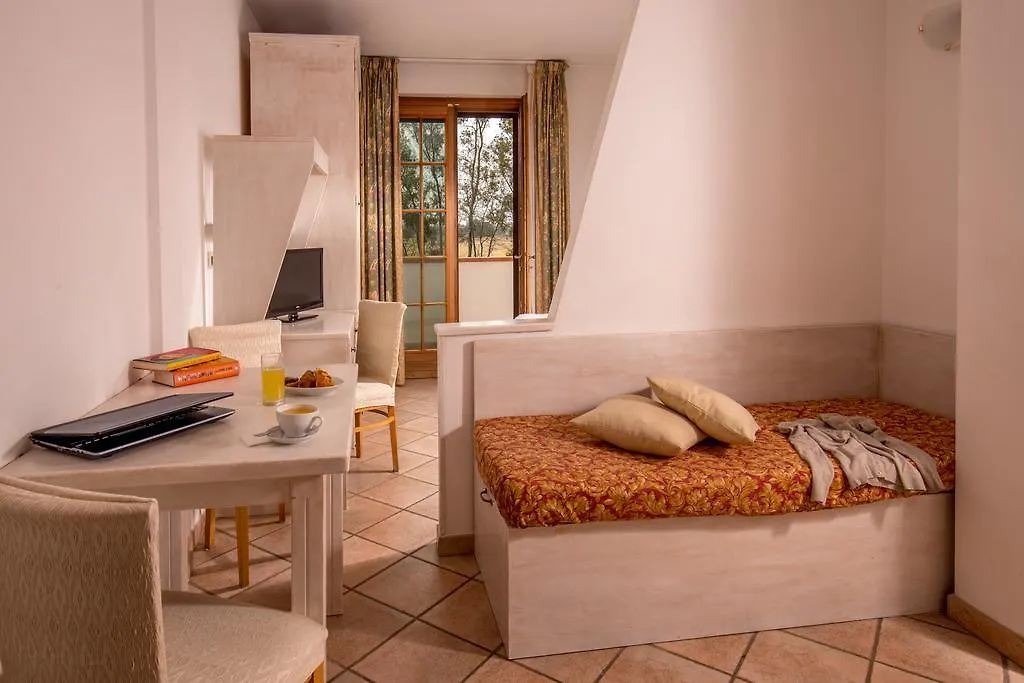 Tris Hotel Orbetello 3*,