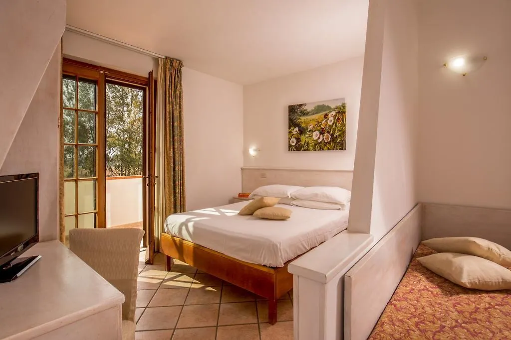 ***  Tris Hotel オルベテッロ イタリア