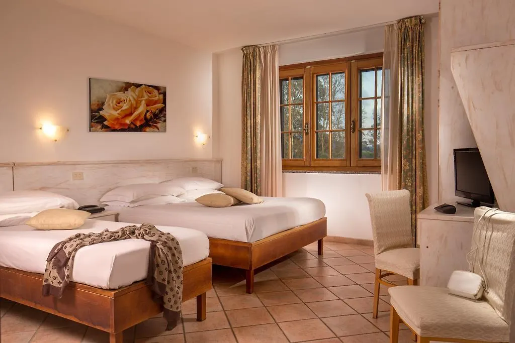 Tris Hotel オルベテッロ イタリア