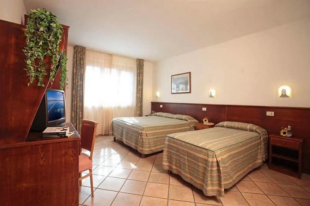 Tris Hotel オルベテッロ